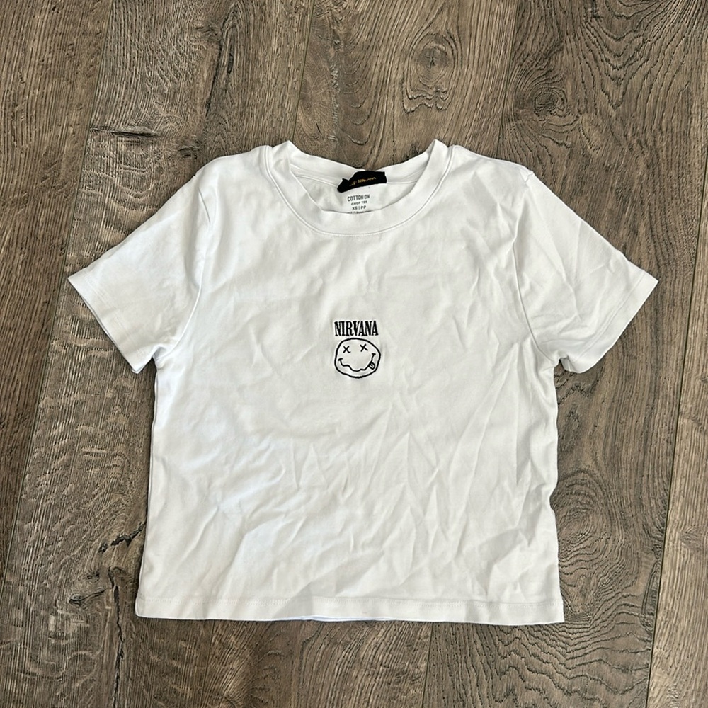 Cotton On - Nirvana chop tee / baby tee - xs